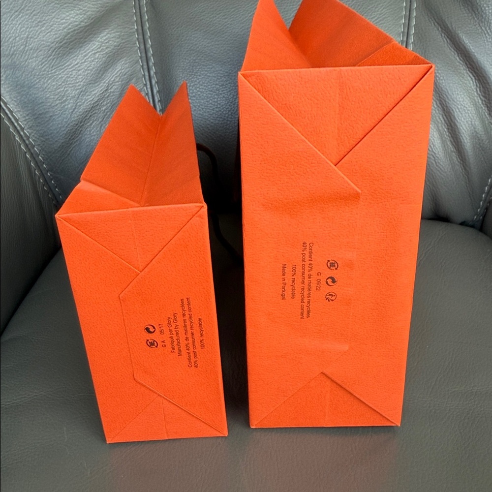 Hermes shopping gift orange bags 2 different sizes like new - Picture 5 of 10